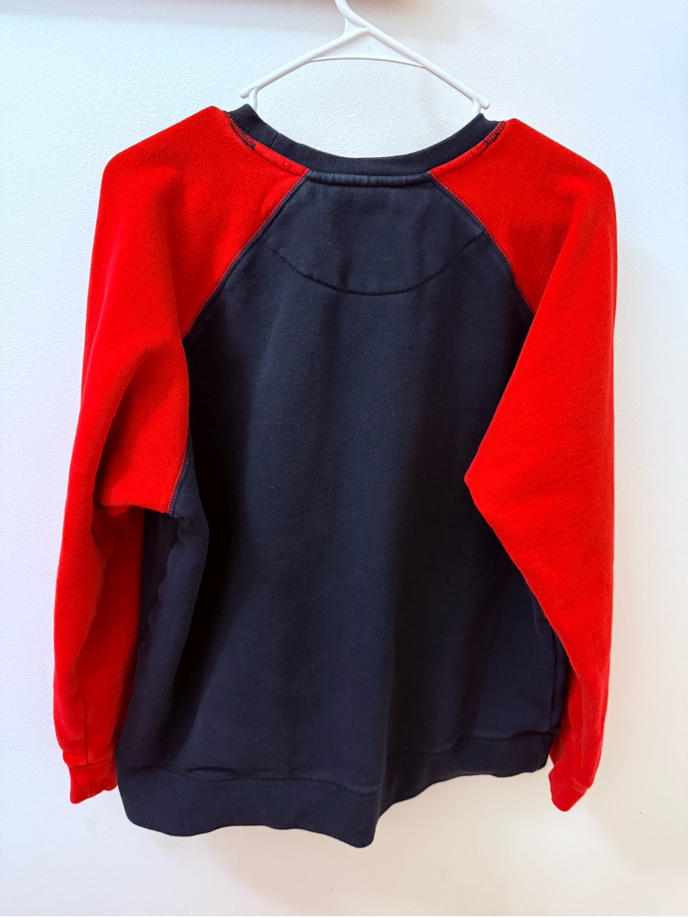 Starter College Vault sweatshirt Georgia Bulldogs Black & Red Raglan Sweatshirt - Picture 7 of 8